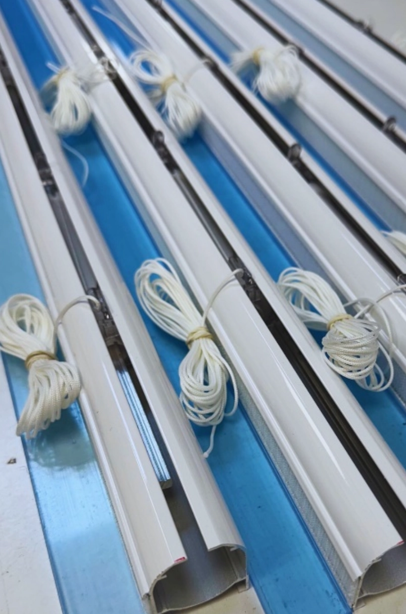 Gotowe mechanizmy roletowe z osprzętem